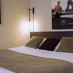 Zelie Champs-elysees Hotel 3*