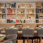Zelie Champs-elysees Hotel