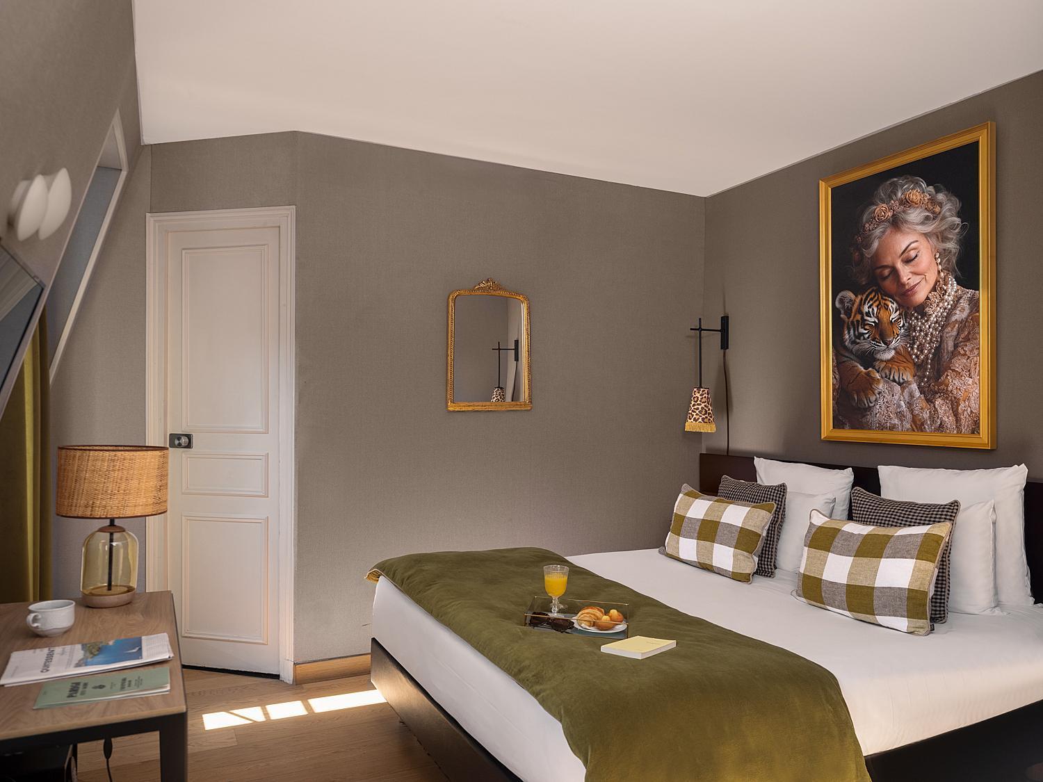 Zelie Champs-elysees Hotel 3*
