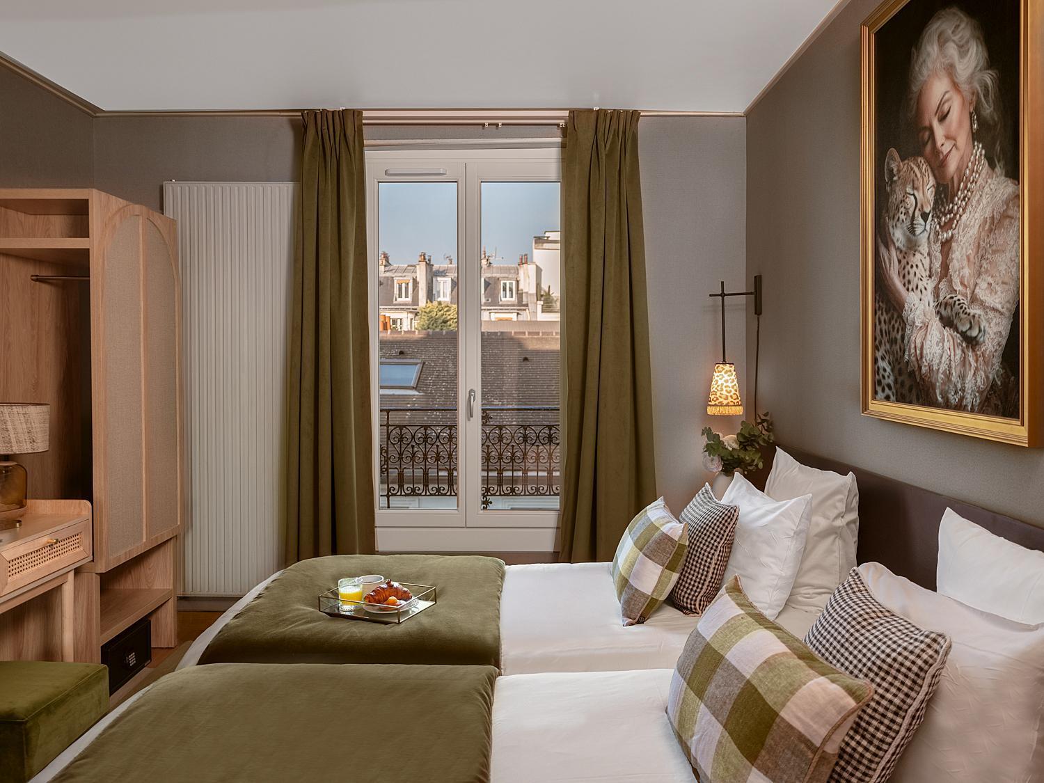 Zelie Champs-elysees Hotel 3*