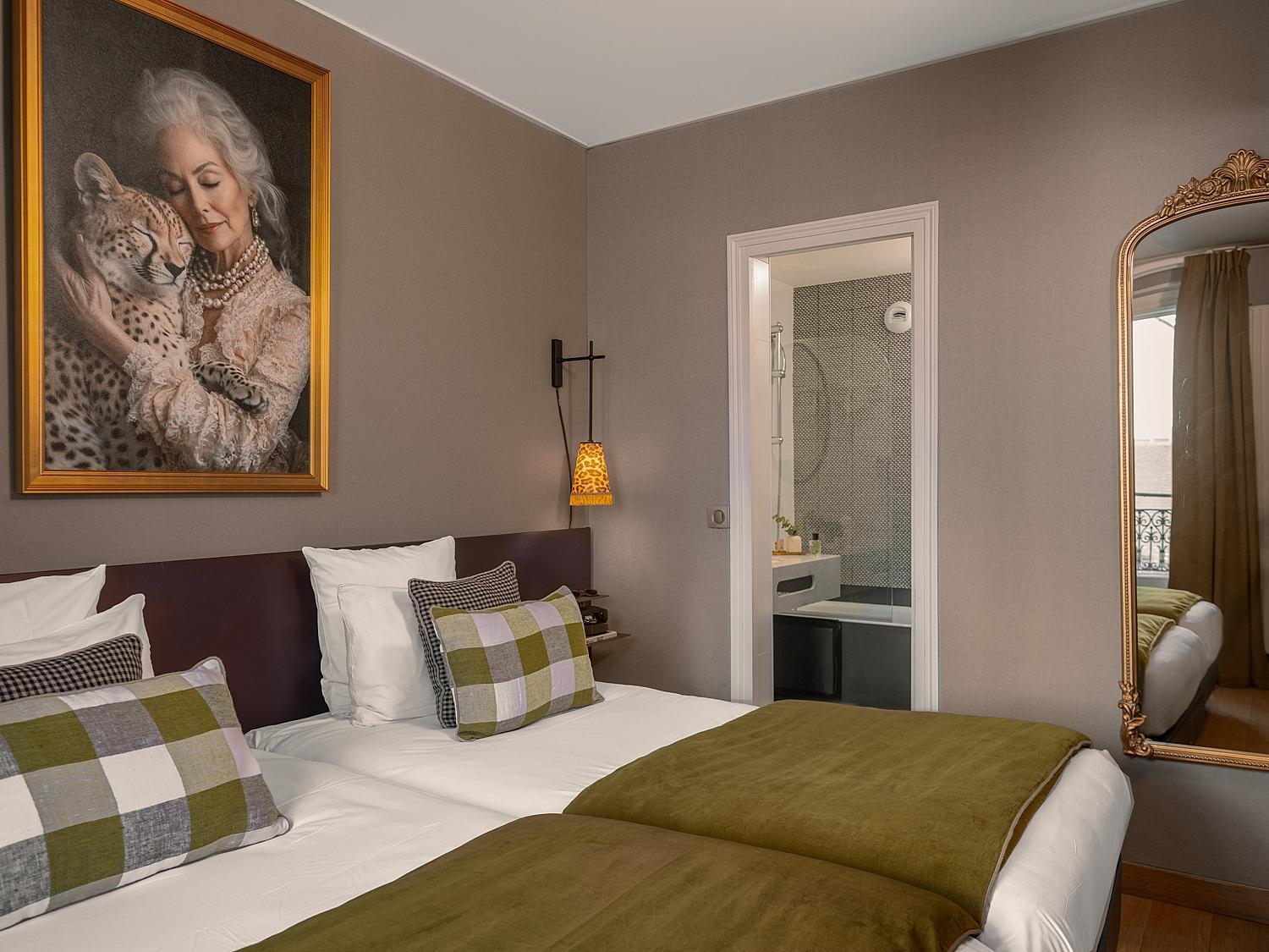 Hotel Zelie Champs-elysees 3*