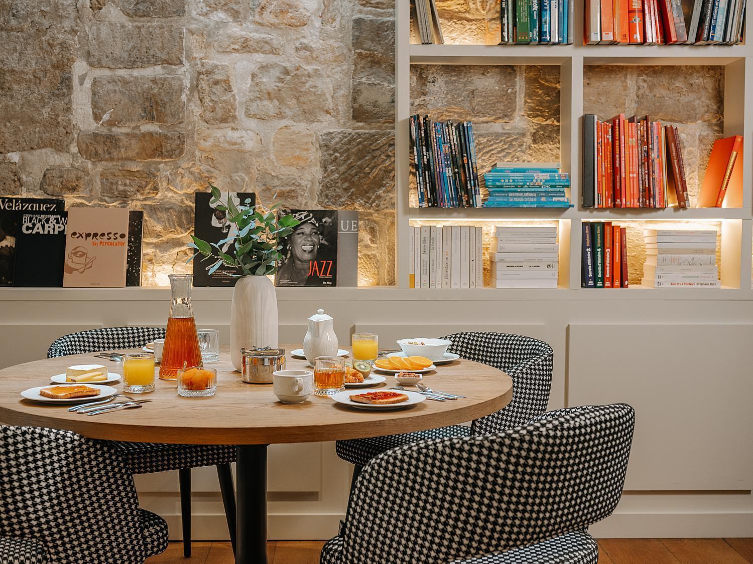 Tilsitt Etoile 3* Parigi